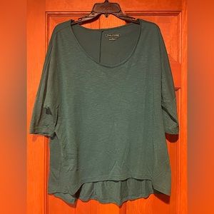 Maurice’s Size L Greenish/teal 3 quarter length sleeve top.